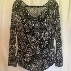 EUC Lane Bryant draped neckline top. Size 14/16